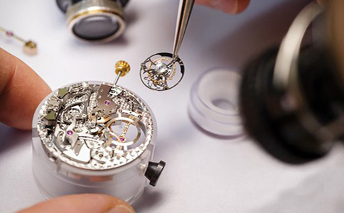 上海法穆兰手表维修-更换电池
