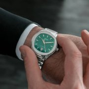 法穆兰手表更换表带-法穆兰客户服务中心