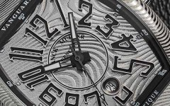 法穆兰手表表针惊现变形？别慌！专业攻略助您轻松